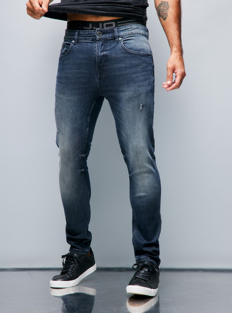 Jeans Lavado Especial Bigotes 3D-0