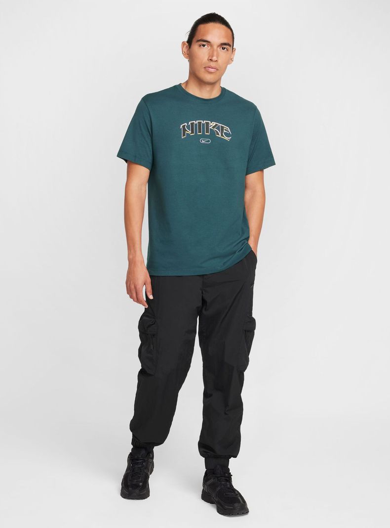 Polera Estampado Logo Graphic-3