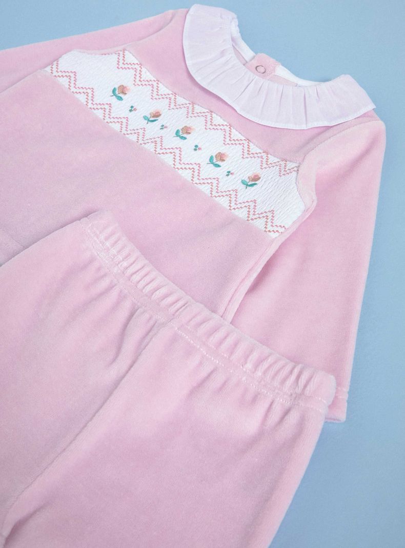 Conjunto con Cuello y Bordado de Flores-2