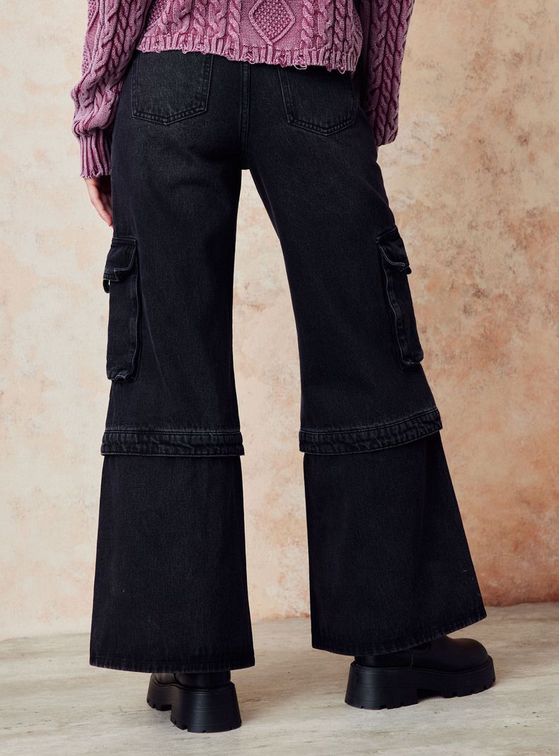 Jeans Bolsillos Cargo con Lavado y Cortes-1