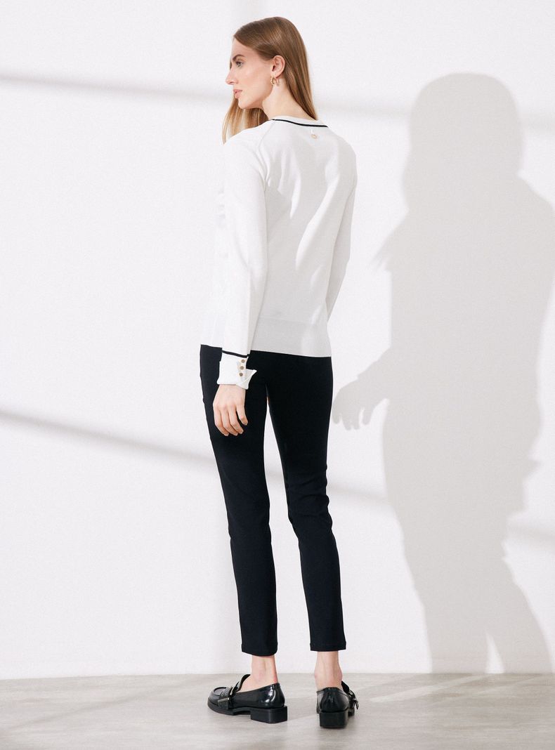 Sweater con Línea en Contraste en Cuello y Puño-5
