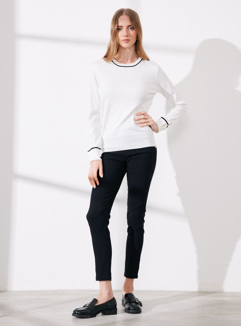 Sweater con Línea en Contraste en Cuello y Puño-4