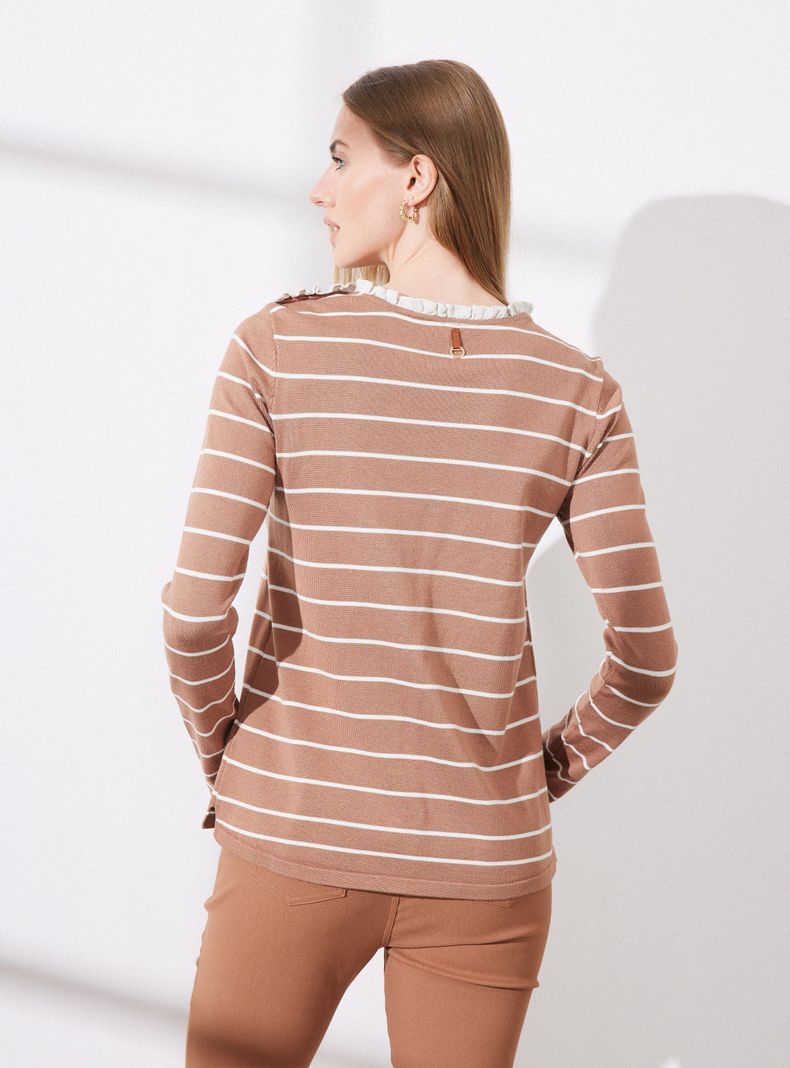 Sweater Tejida con Líneas y Vuelo en Cuello-1