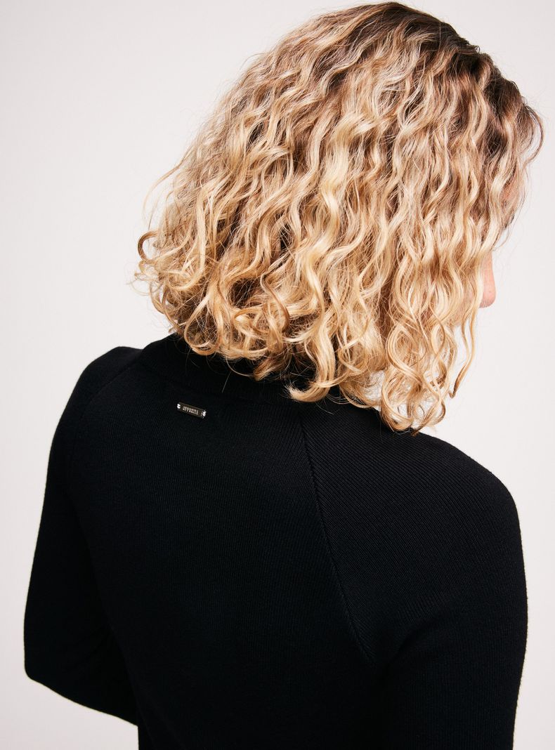 Sweater Detalle Bordado-3