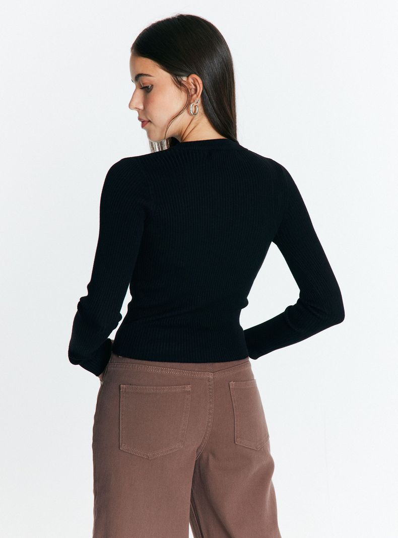 Sweater Liviano Cuello Redondo-1