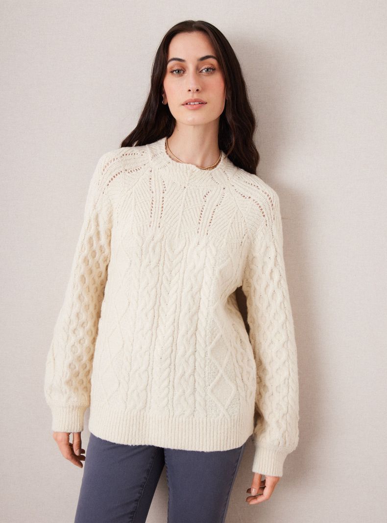 Sweater Trenzado con Detalle de Líneas y Cuello Alto-0