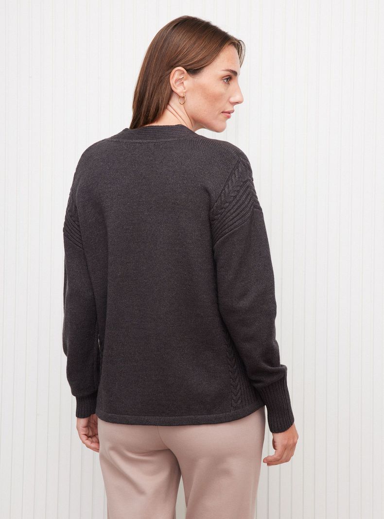 Sweater Cuello en V con Trenzas en Costados Puños Rib-1