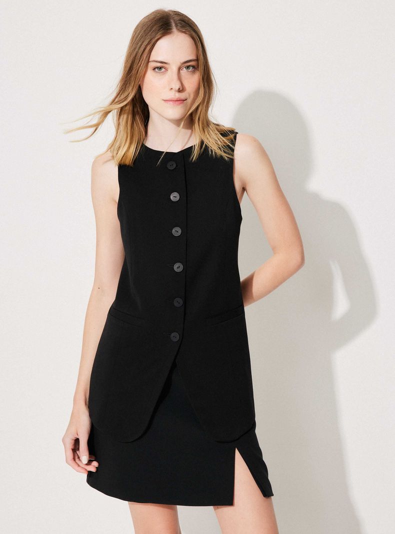 Blazer sin Mangas Tipo Vest Abotonado-0