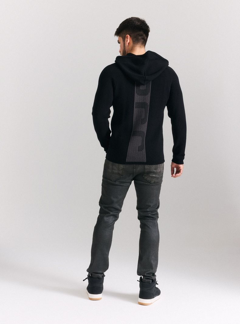 Sweater Capucha Logo Espalda Capucha-5