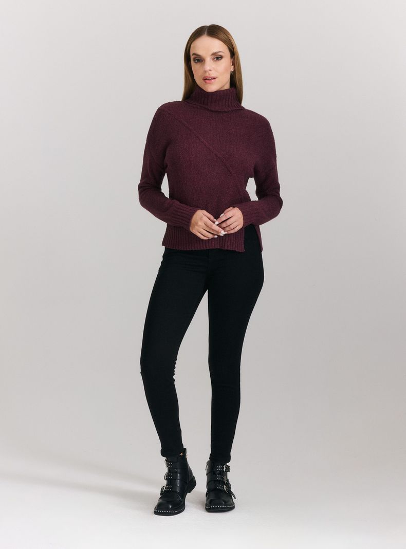 Sweater Cuello Alto con Corte Diagonal en Delantero-4