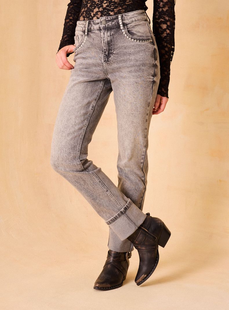 Jeans Recto Aplicación de Tachas-0