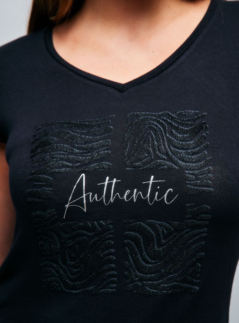 Polera Básica Ajustada Escote V Gráfica Brillos-3