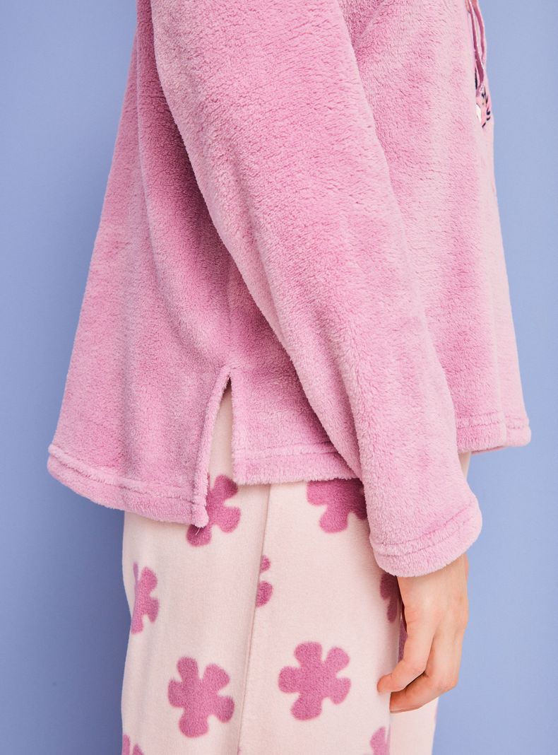 Pijama Cuello Alto Polar Aplicación Bordado Disney-3