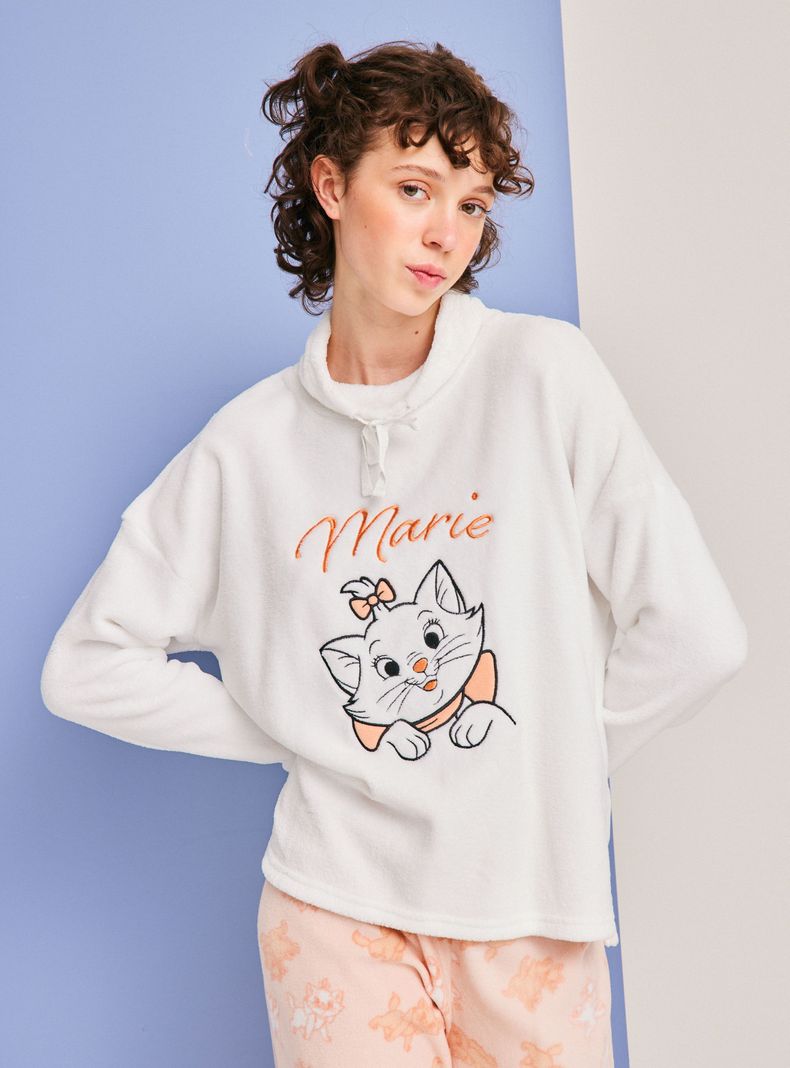 Pijama Cuello Alto Bordado Disney Marie de Polar-2