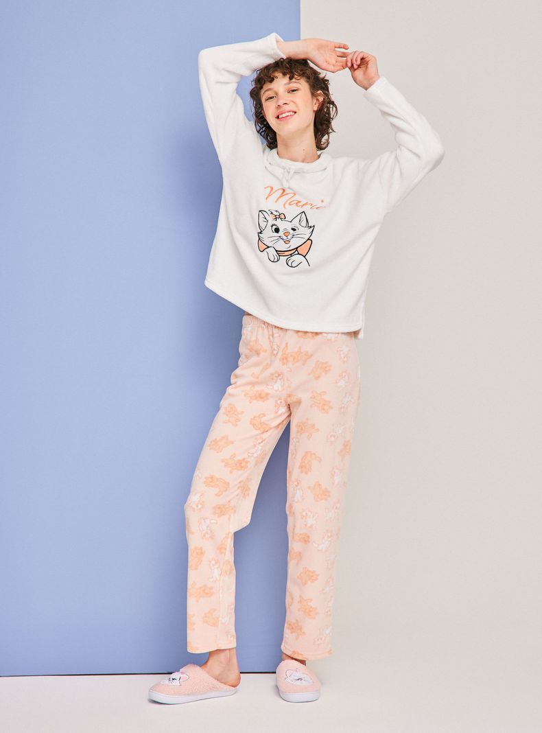 Pijama Cuello Alto Bordado Disney Marie de Polar-0