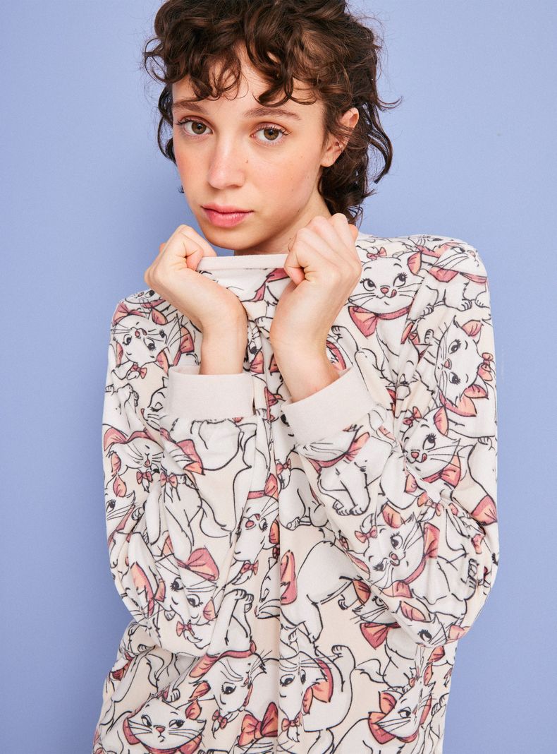 Pijama Velour Full Print Disney Marie-2