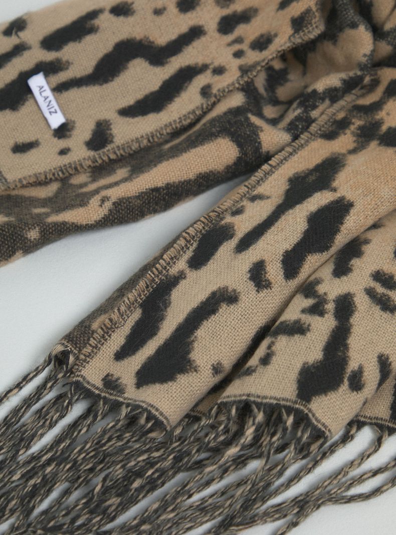 Bufanda Tejido Jacquard Diseño Animal Print-4