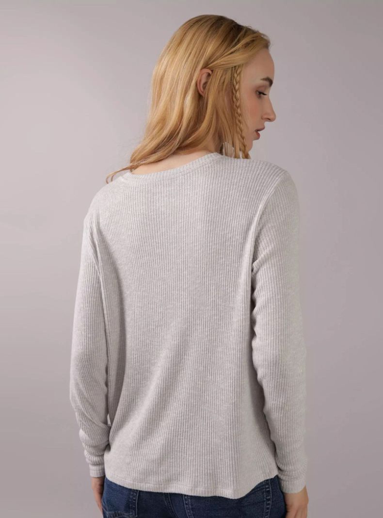 Polera Ae Manga Larga de Felpa con Cuello Redondo-1