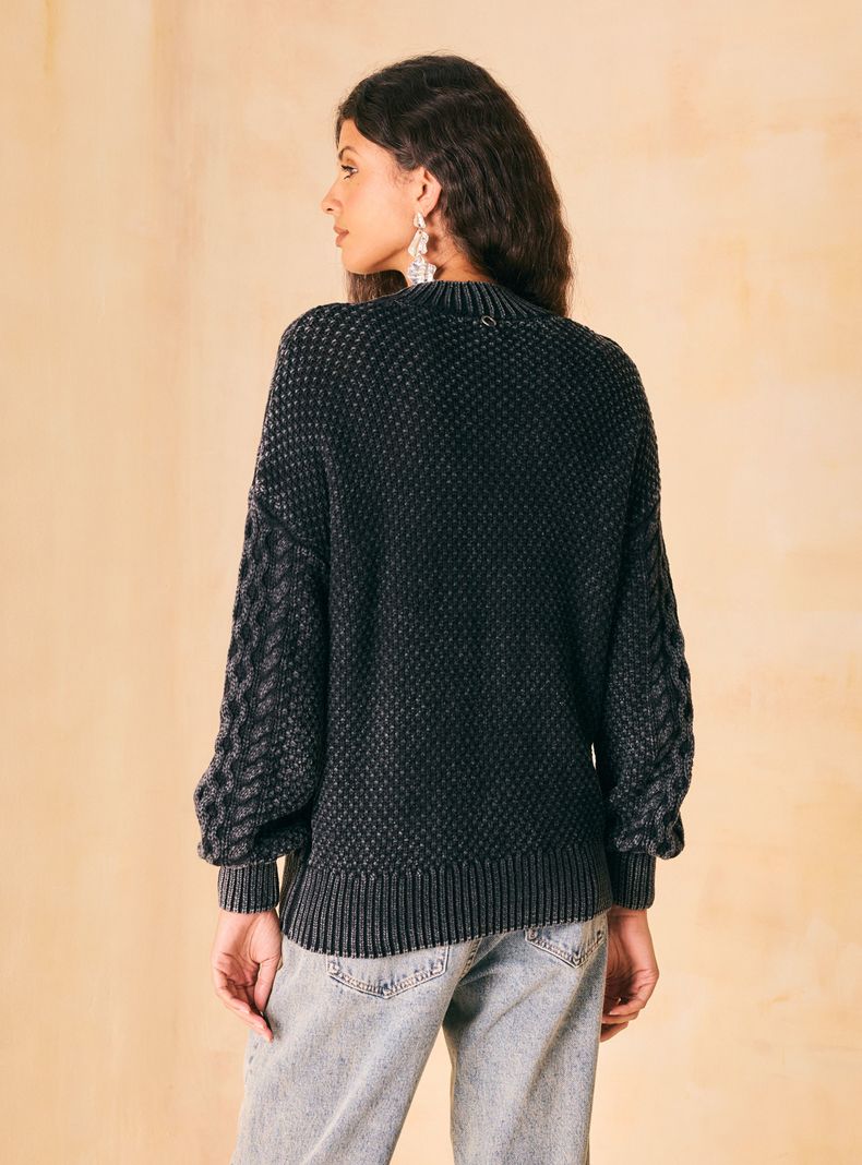 Sweater Trenzado en Delantero Teñido en Prenda-1