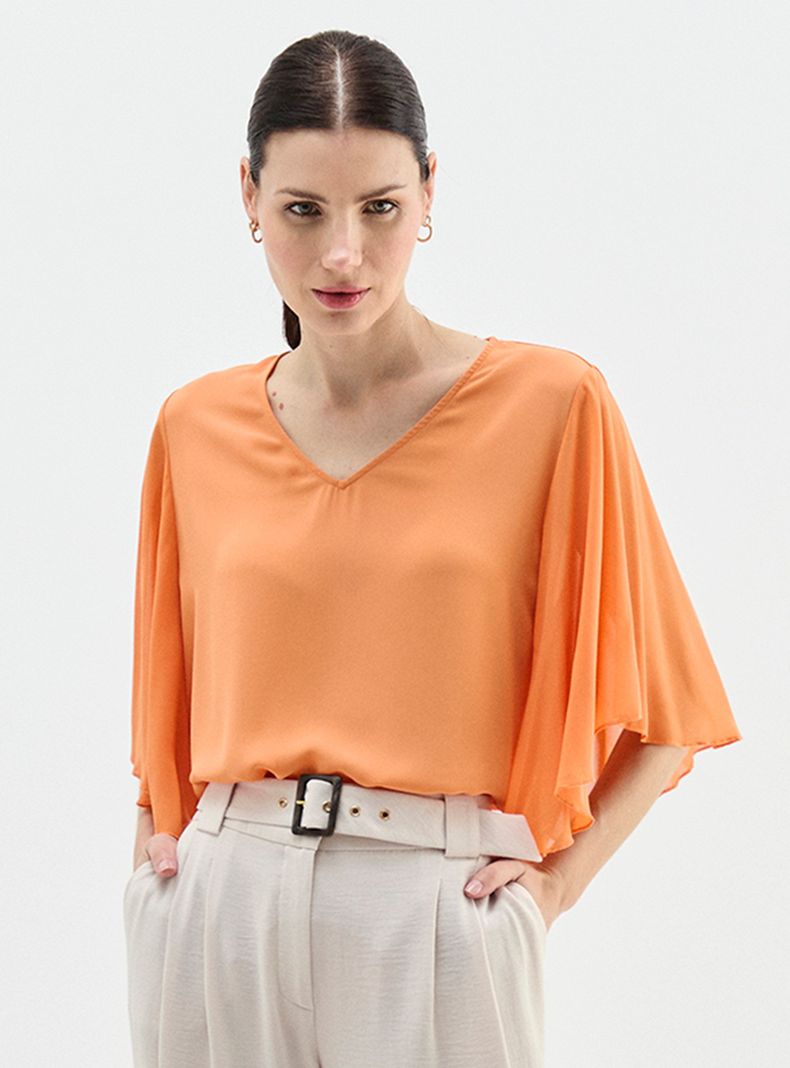 Blusa Tipo Capa