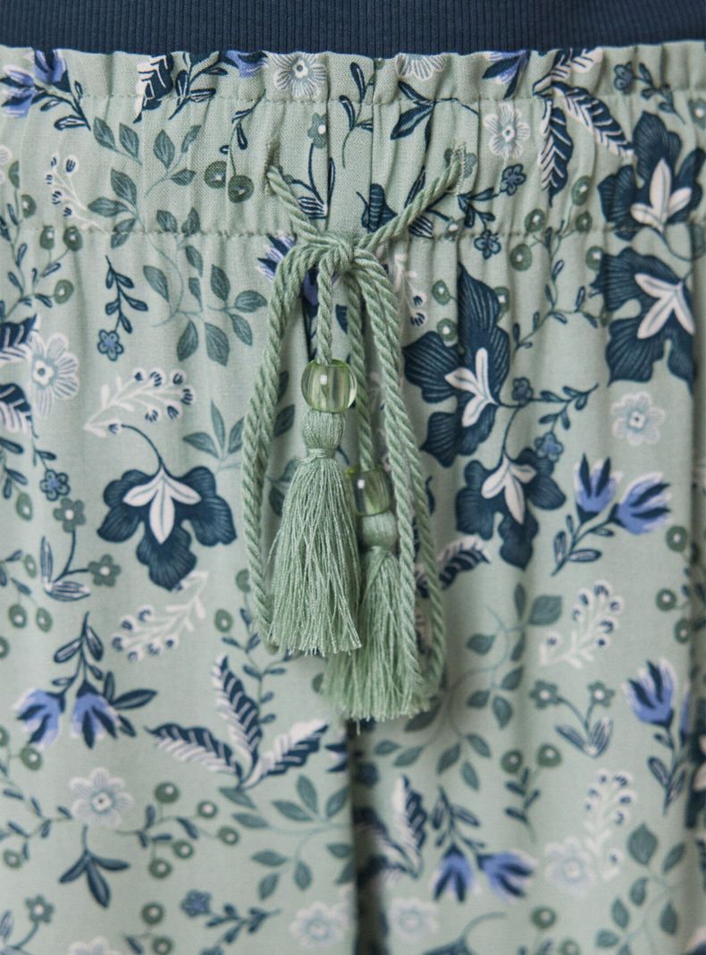 Pantalón Carrot Viscosa Print Flores-2