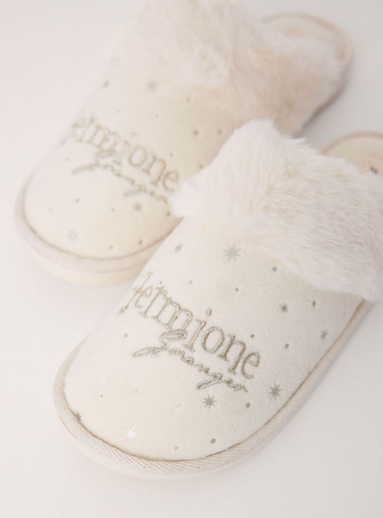 Pantuflas Casa Hermione Marfil-5
