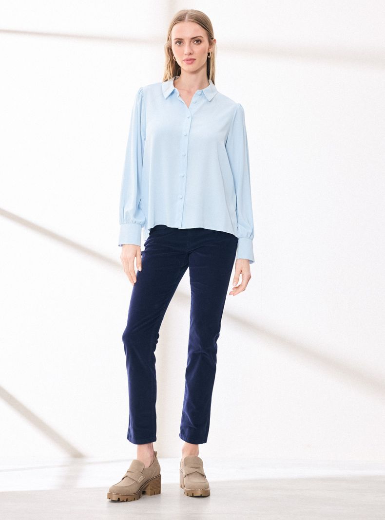 Blusa Satinada con Botón Forrado-4