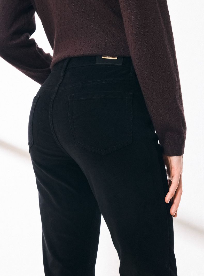 Pantalón de Cotelé Fino Slim Fit-3