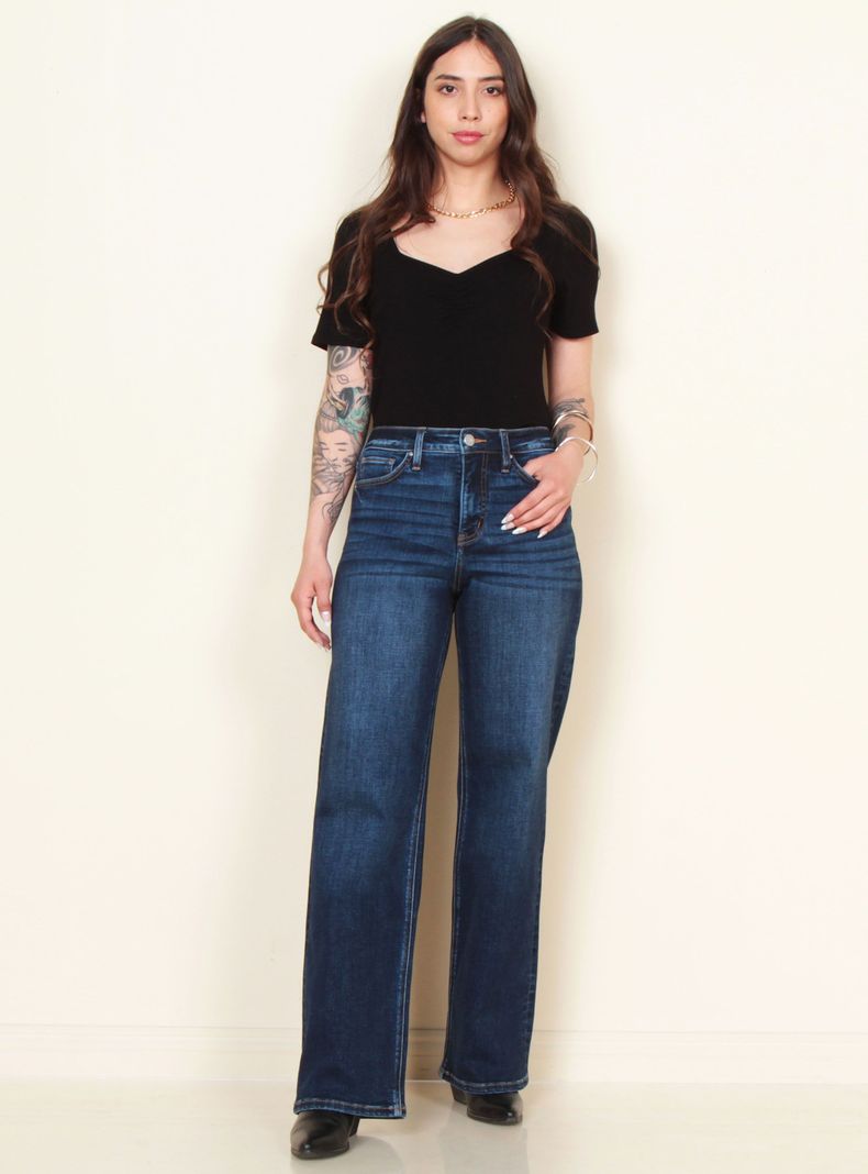 Jeans Recto Tiro Alto 1 Botón-3
