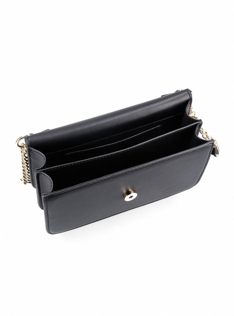 Cartera Crossbody con Textura y Cadena Metálica-5