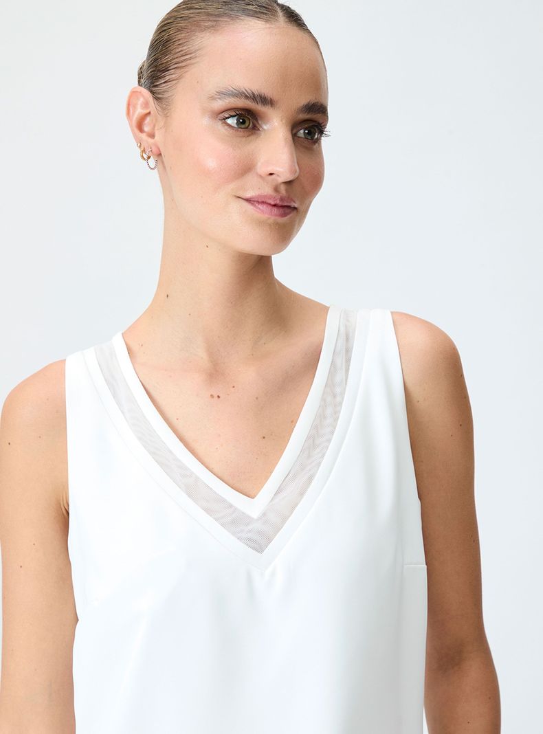 Blusa Lisa de Cuello V-3