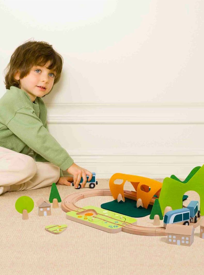 Juego Didáctico Pista de Tren Feliz-5