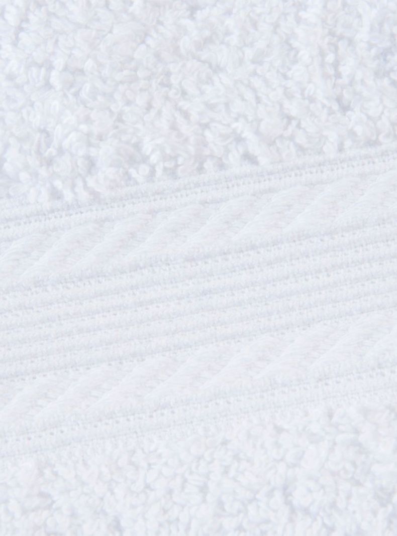 Toalla Lourdes Mano 45 x 90 cm Blanco 500 gr-2