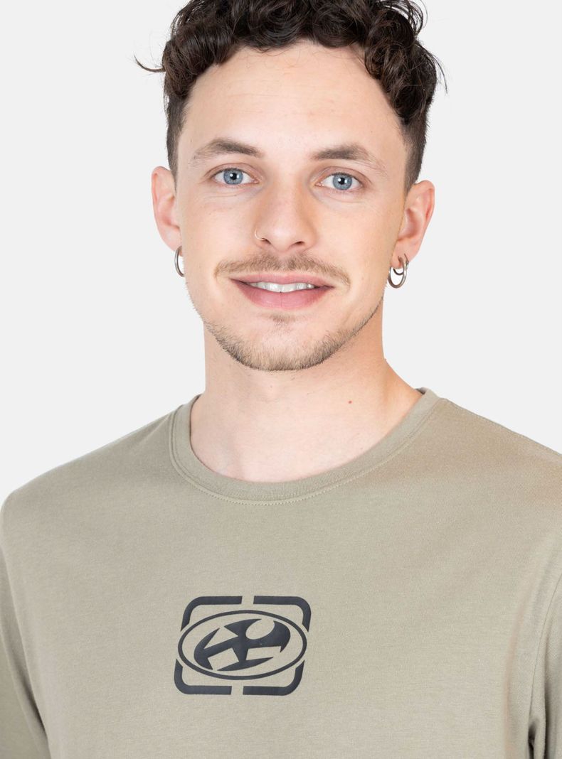 Polera Logo Print Manga-2