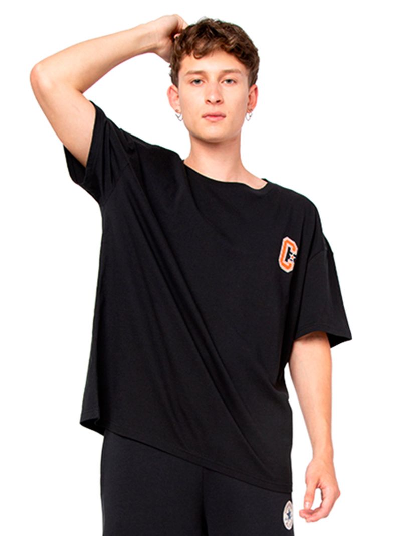 Polera Retro Chuck Graphic-0