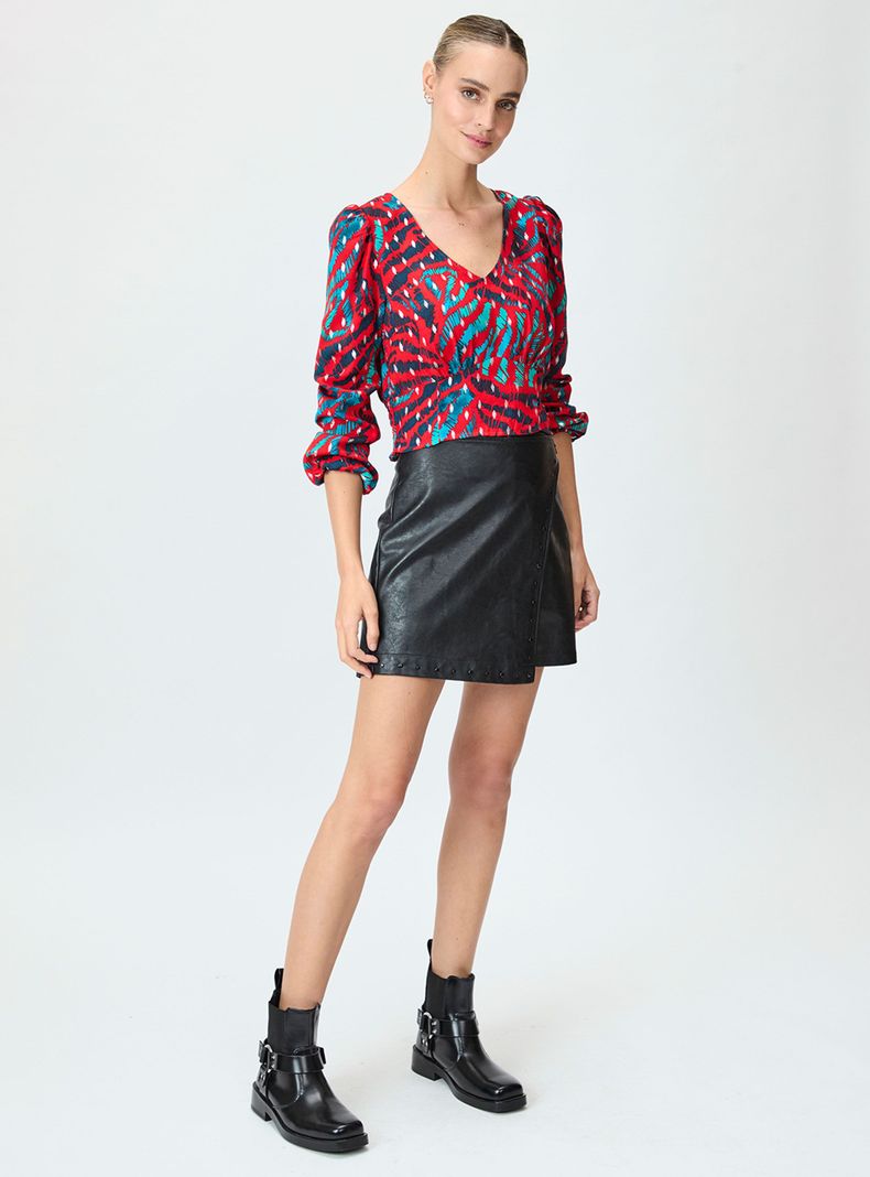 Blusa Fantasía con Escote en Espalda-4