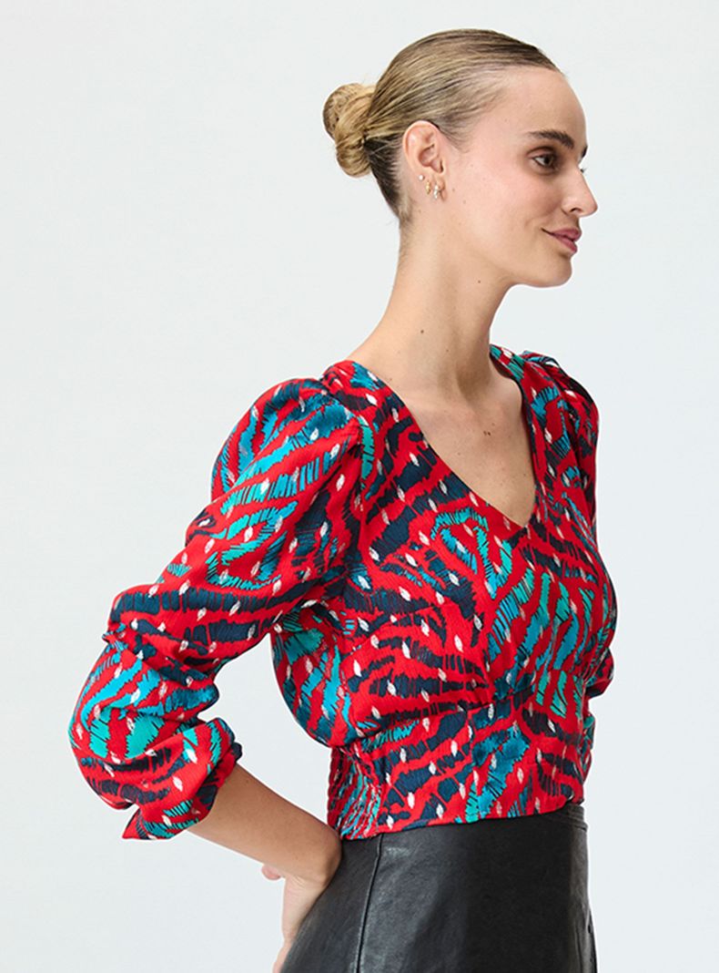 Blusa Fantasía con Escote en Espalda-2