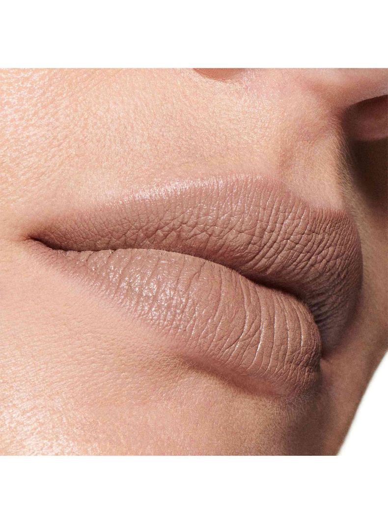 Labial Macximal Silky Matte​ Lipstick Folio 3.5 g-4