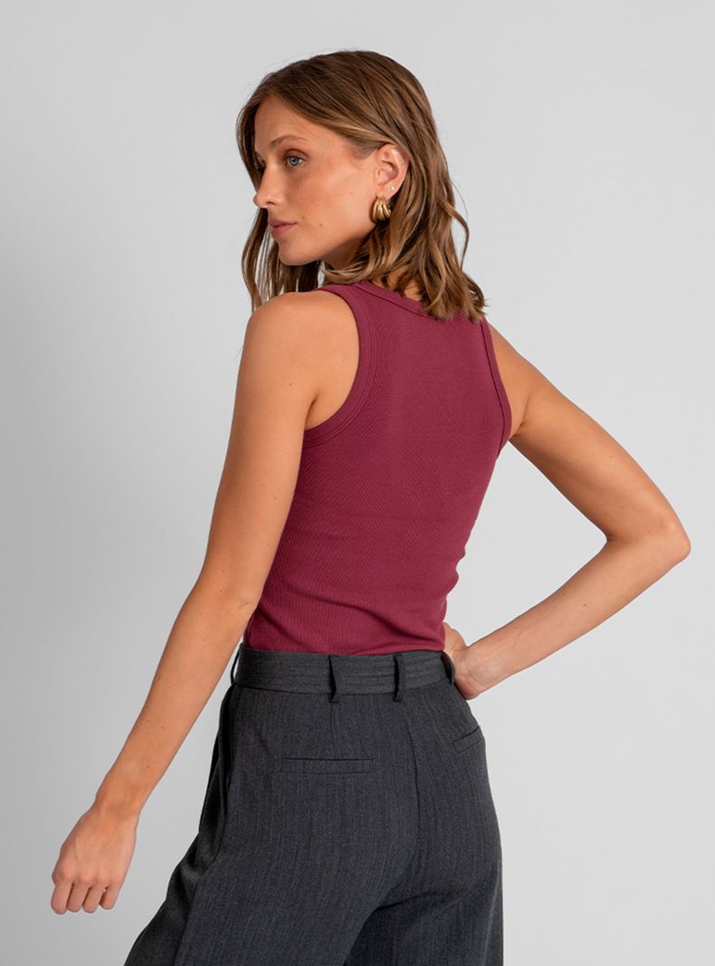 Polera Maru V Burdeo-1