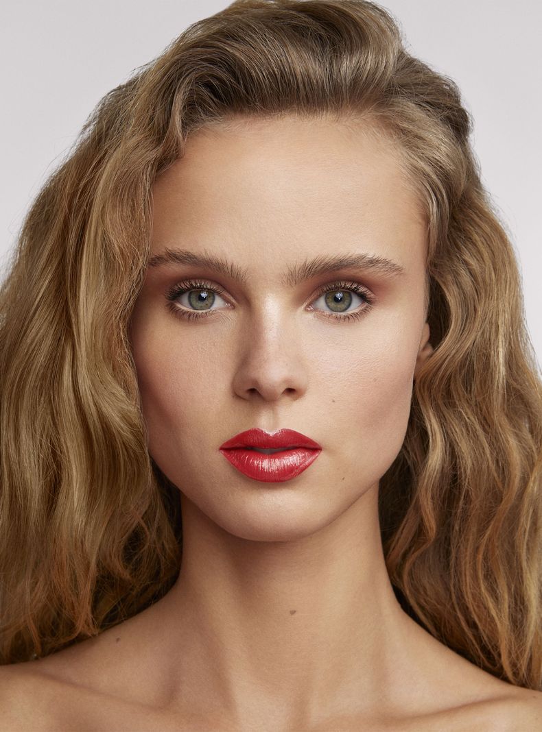 Good Girl Maxi Glaze Lipstick Carolina Herrera 872 Shine 2.3 g-3