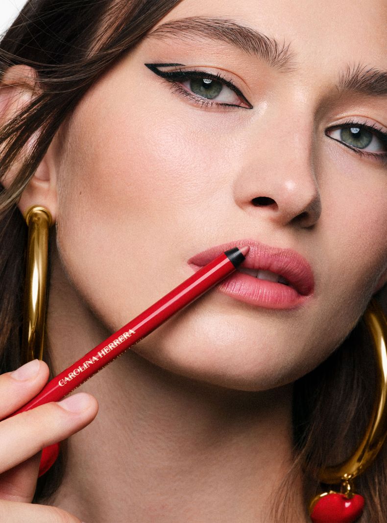 Fabulous Kiss Lip Liner Carolina Herrera Pink 1.3 g-4