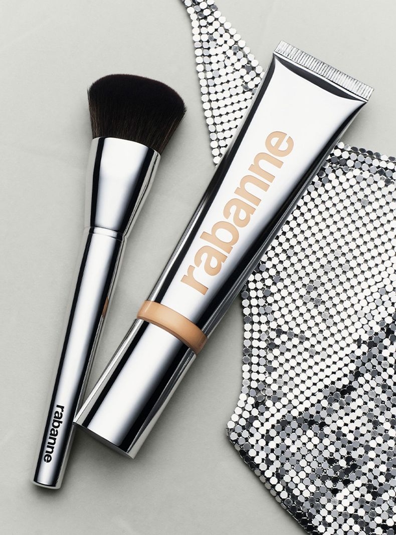 Brocha para Base Fresh Touch Foundation Brush Rabanne-1
