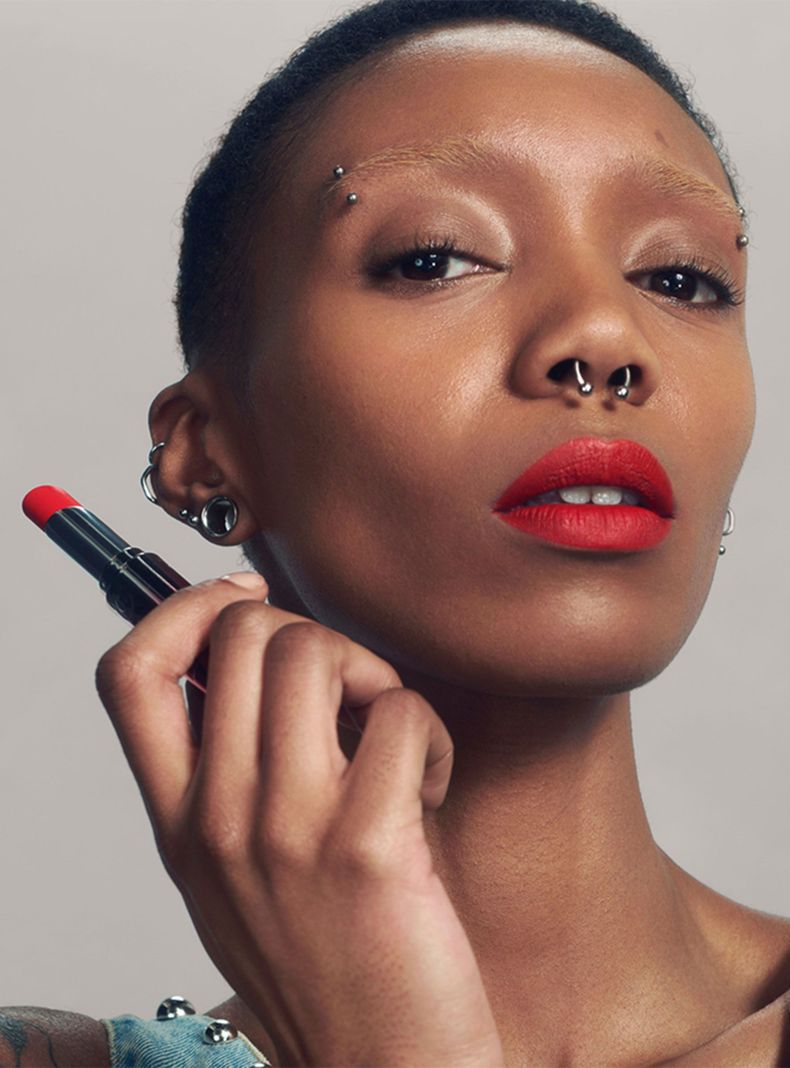 Famous Lipcolor Matte Labial en Barra Red 3 g Rabanne-3