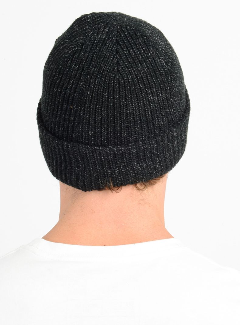 Beanie de Lana Jersey Interior Etriqueta Frontal-1